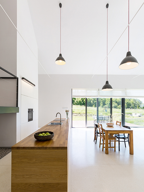 Titelbild Gira Küche